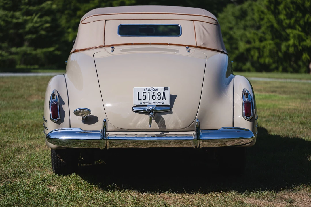 1941 Cadillac Series 62 1st Gen - Image 28 of 31