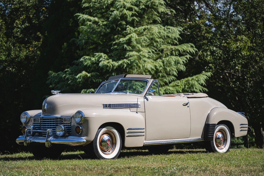 1941 Cadillac Series 62 1st Gen - Image 3 of 31