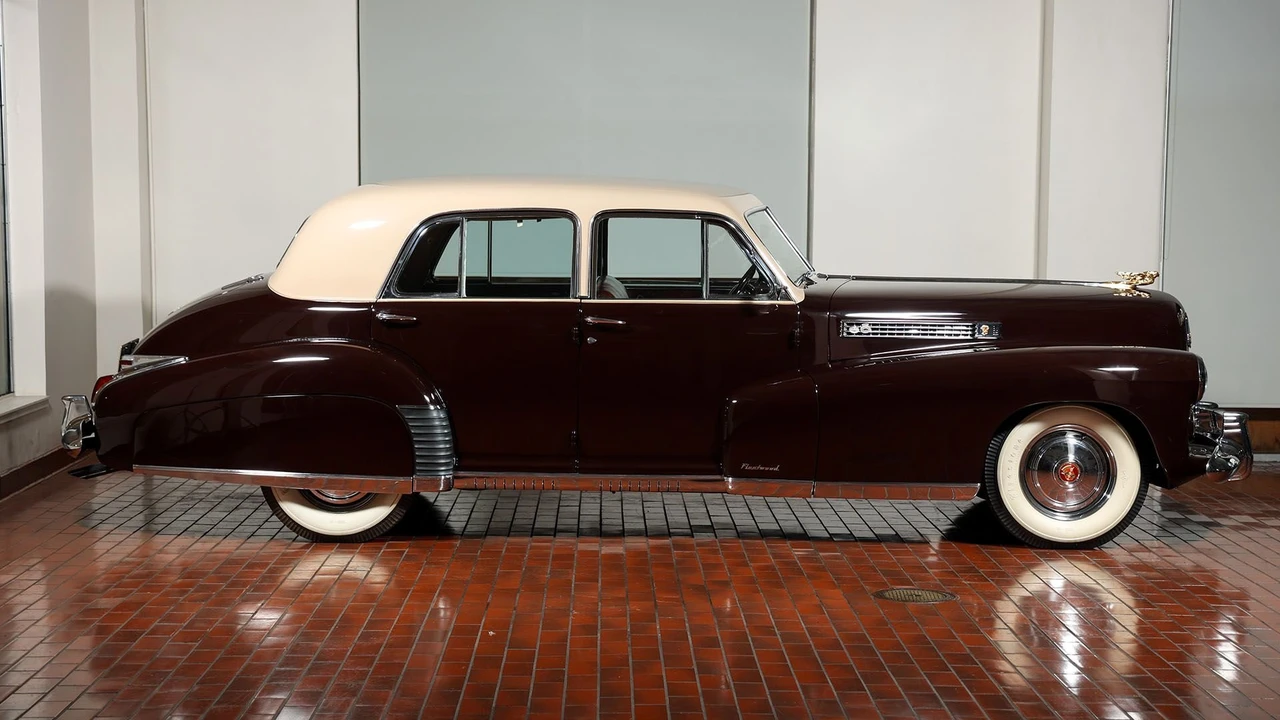 1941 Cadillac Sixty Special - Image 2 of 31