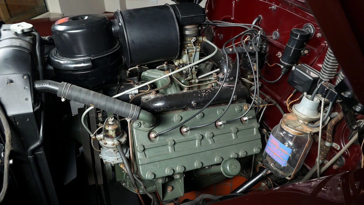 1941 Cadillac Sixty Special - Image 3 of 31
