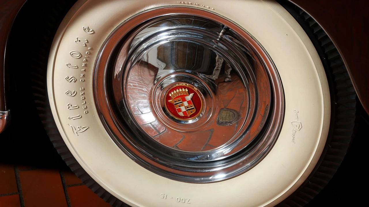 1941 Cadillac Sixty Special - Image 14 of 31
