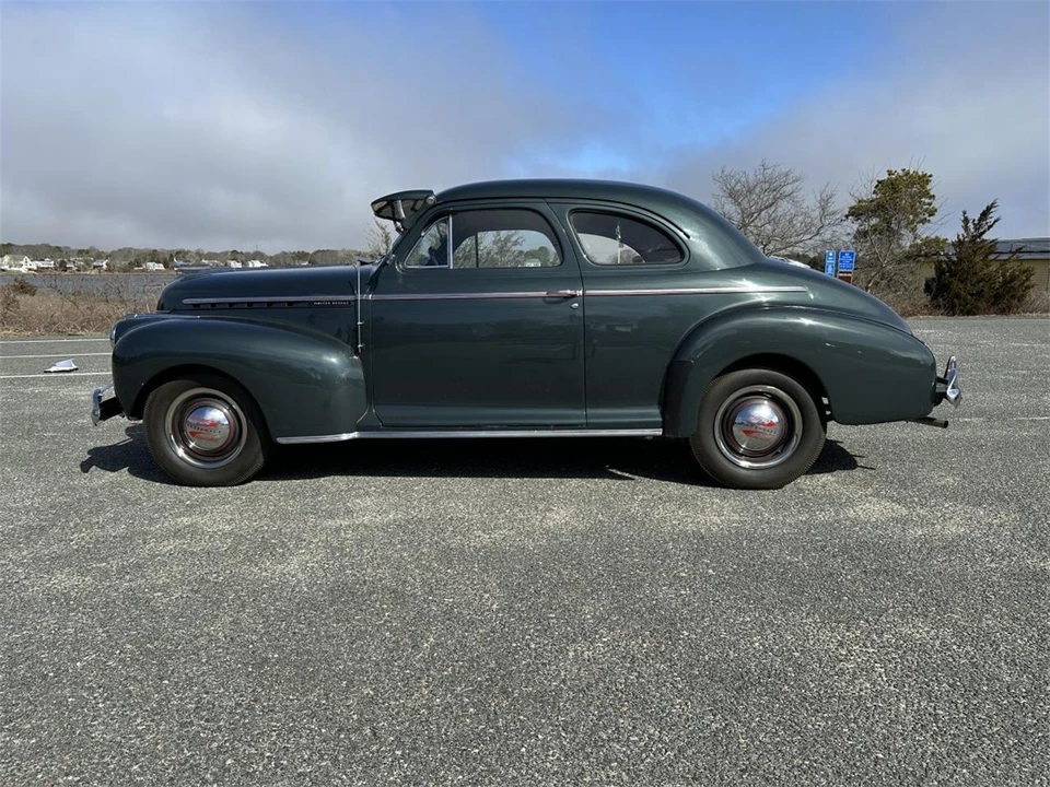 1941 Chevrolet Special & Deluxe & Fleetline - Image 25 of 31