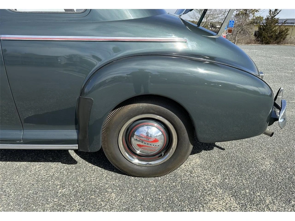1941 Chevrolet Special & Deluxe & Fleetline - Image 28 of 31