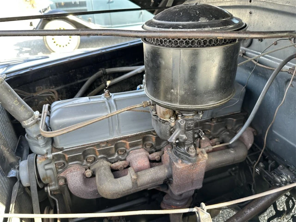 1941 Chevrolet Special & Deluxe & Fleetline - Image 20 of 31