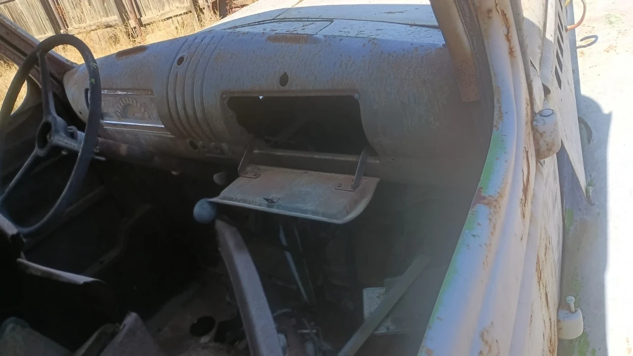 1941 Chevrolet AK Series - Image 7 of 19