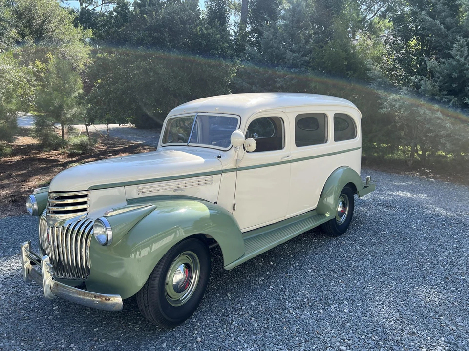 1941 Chevrolet Carryall Suburban 2nd Gen - Image 5 of 31