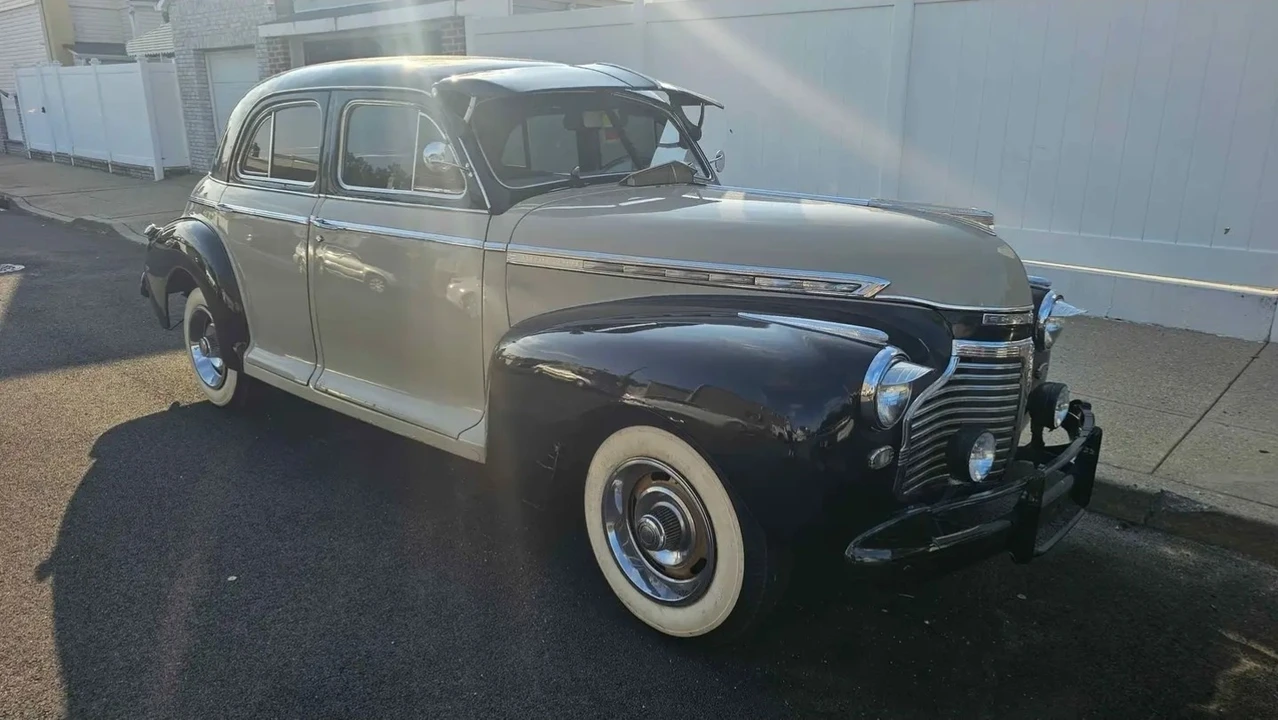 1941 Chevrolet Stylemaster & Fleetmaster & Fleetline - Image 4 of 20