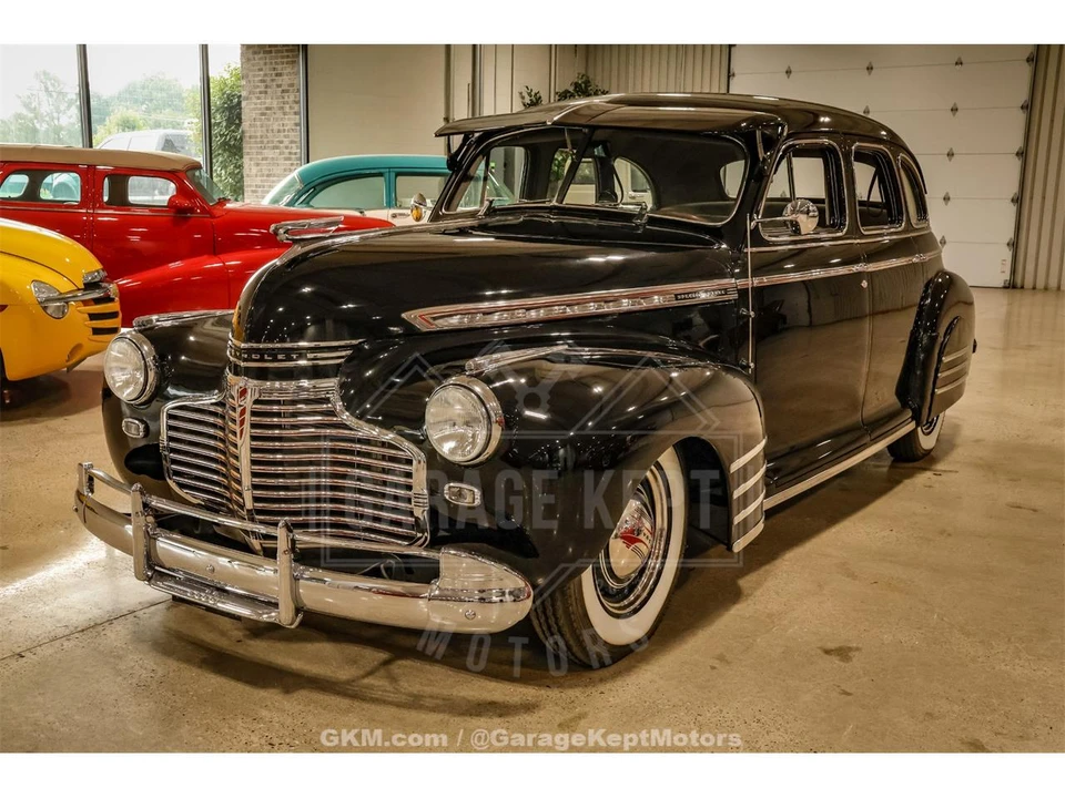 1941 Chevrolet Standard & Master & Master Deluxe & Special Deluxe - Image 3 of 31