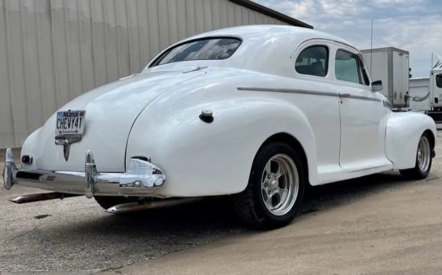 1941 Chevrolet Standard & Master & Master Deluxe & Special Deluxe - Image 2 of 11