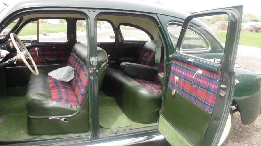 1941 Chrysler New Yorker - Image 2 of 7
