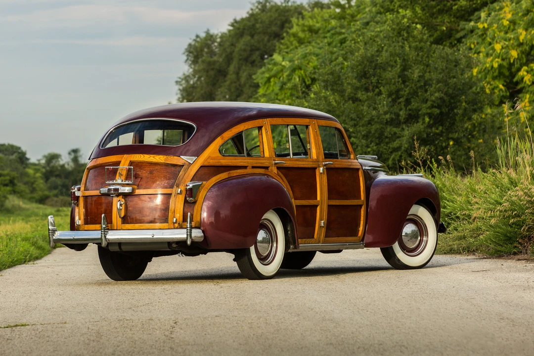 1941 Chrysler Town & Country - Image 9 of 31