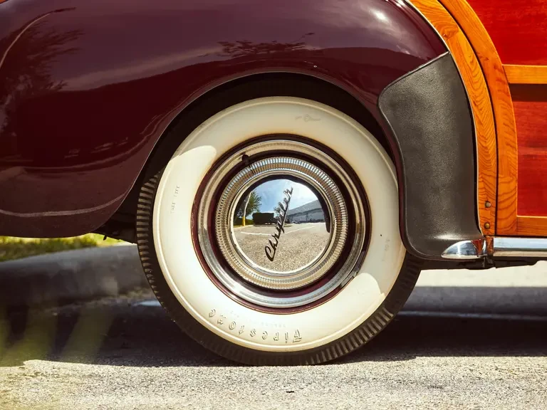 1941 Chrysler Town & Country - Image 22 of 31