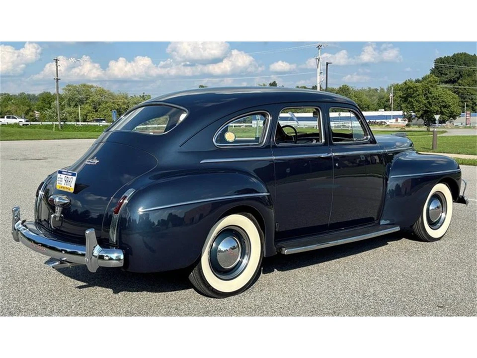 1941 DeSoto - Image 3 of 31