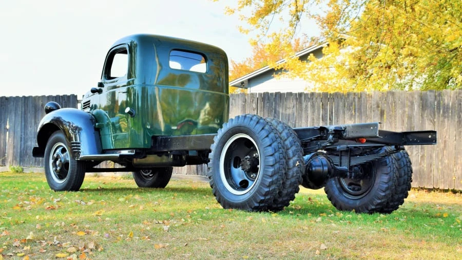 1941 Dodge T/V/W Series - Image 2 of 14