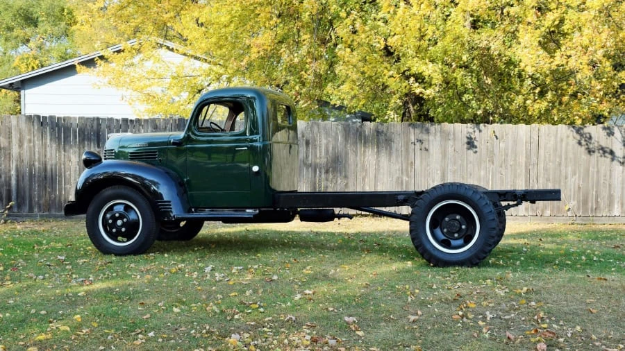 1941 Dodge T/V/W Series - Image 5 of 14