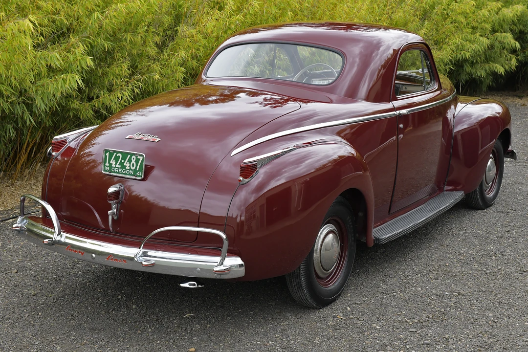 1941 Dodge T/V/W Series - Image 10 of 31
