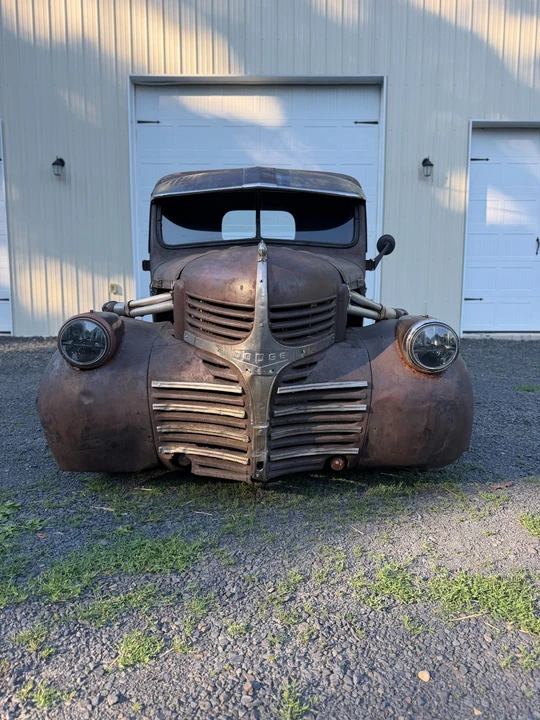 1941 Dodge T/V/W Series - Image 2 of 31