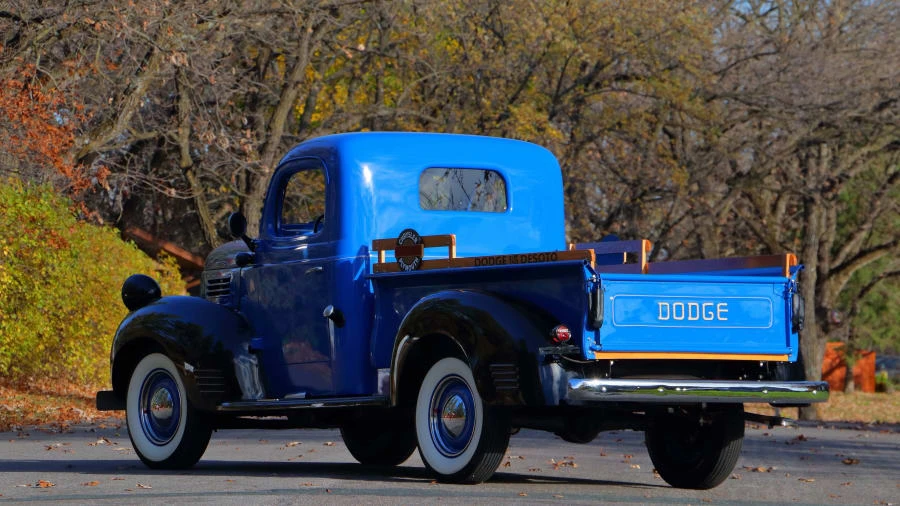 1941 Dodge T/V/W Series - Image 3 of 20