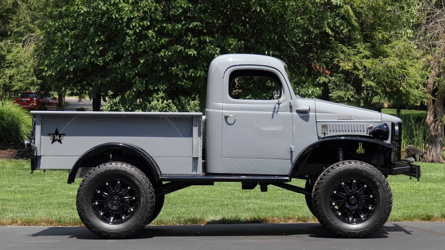 1941 Dodge Power Wagon - Image 2 of 26