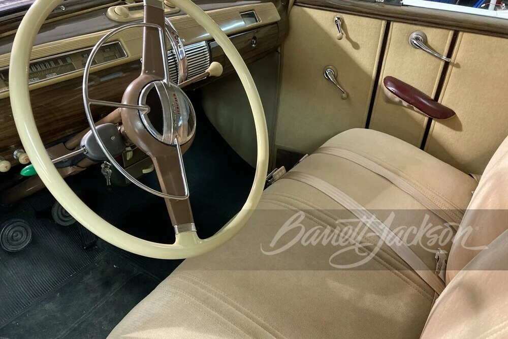 1941 Ford Standard & Deluxe & Super Deluxe - Image 9 of 17