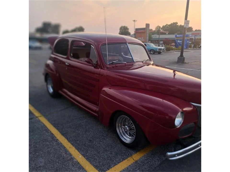 1941 Ford Standard & Deluxe & Super Deluxe - Image 17 of 18