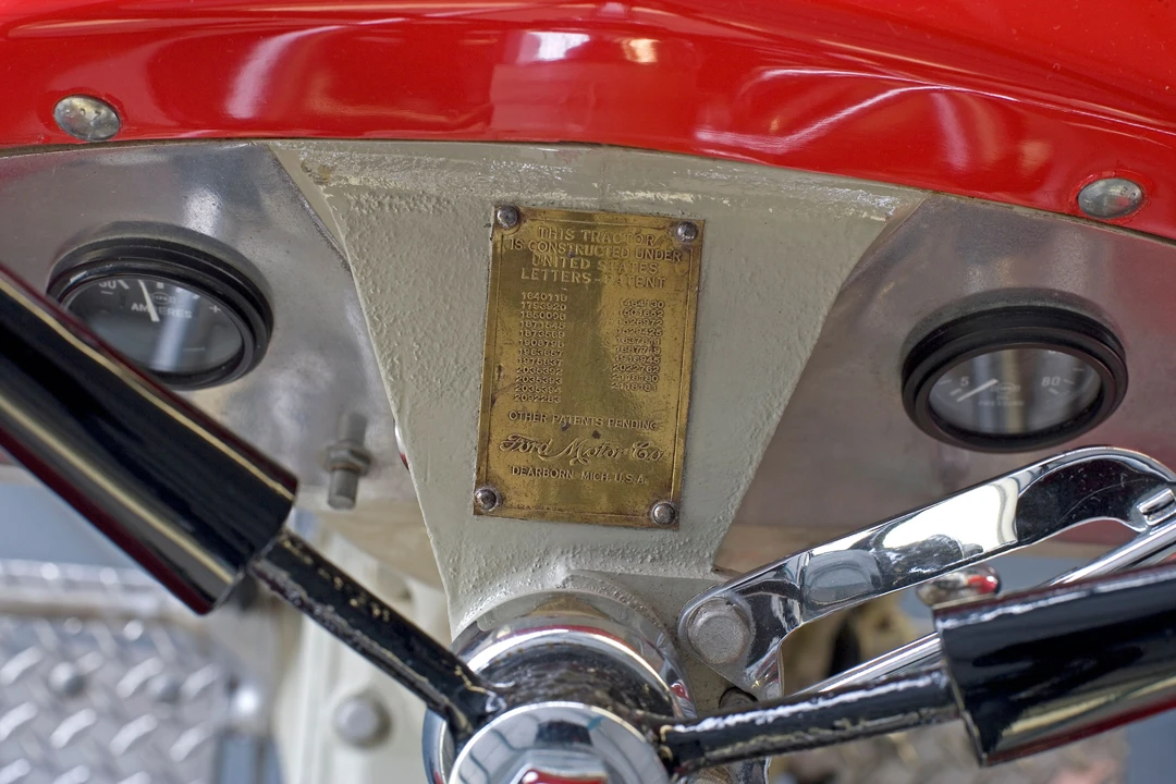 1941 Ford Tractor - Image 2 of 4