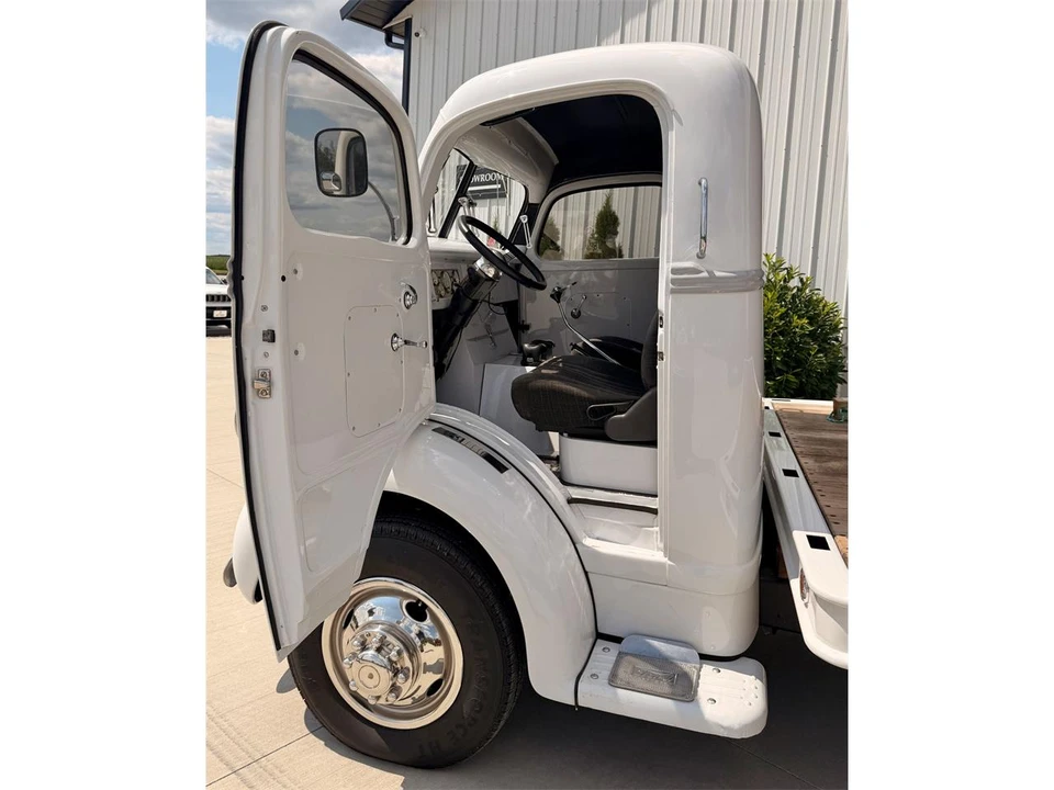 1941 Ford Standard & Deluxe & Super Deluxe - Image 6 of 31