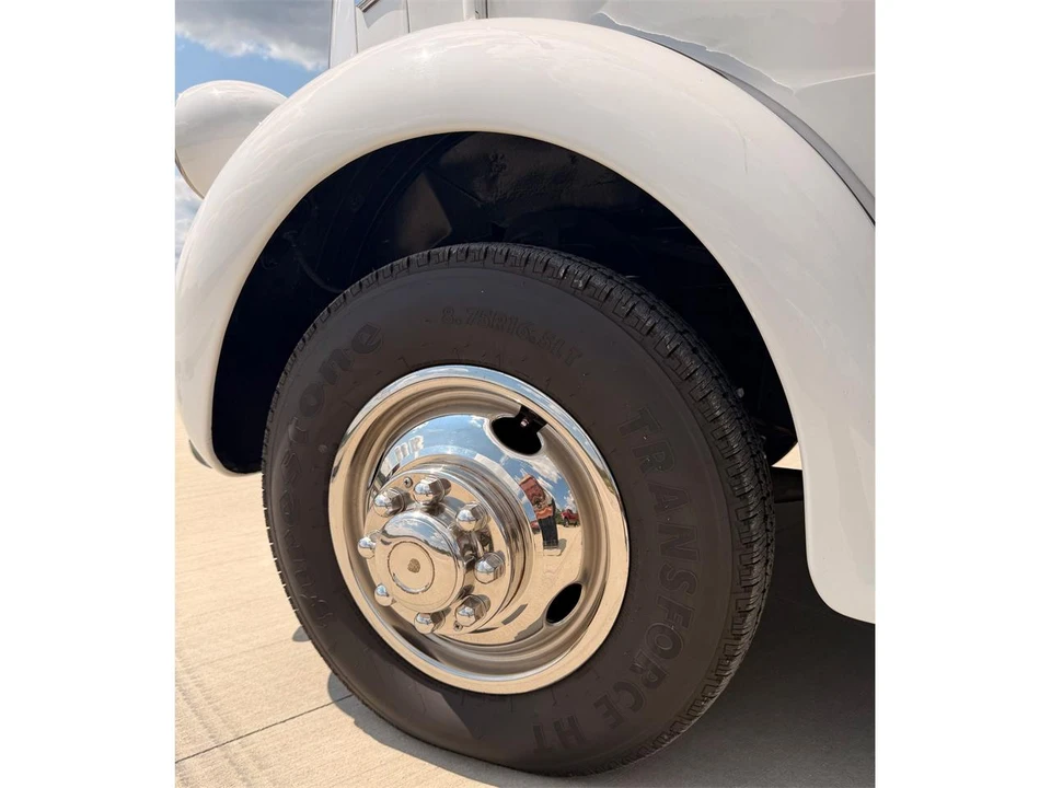 1941 Ford Standard & Deluxe & Super Deluxe - Image 15 of 31