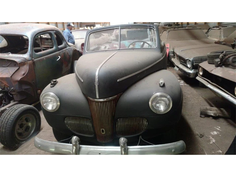 1941 Ford Standard & Deluxe & Super Deluxe - Image 2 of 16