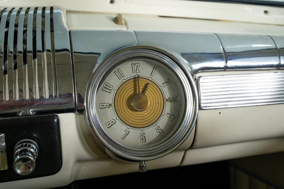 1941 Ford Standard & Deluxe & Super Deluxe - Image 30 of 31