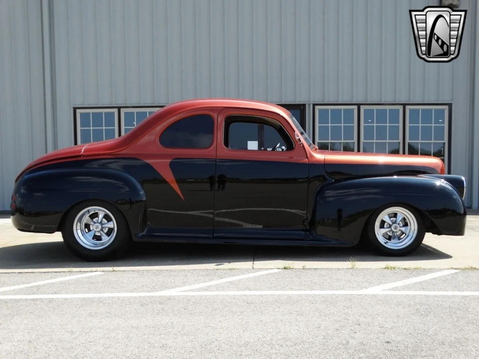 1941 Ford Standard & Deluxe & Super Deluxe - Image 10 of 12