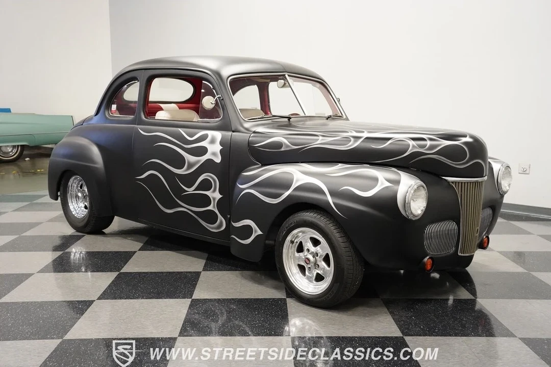 1941 Ford Standard & Deluxe & Super Deluxe - Image 16 of 21