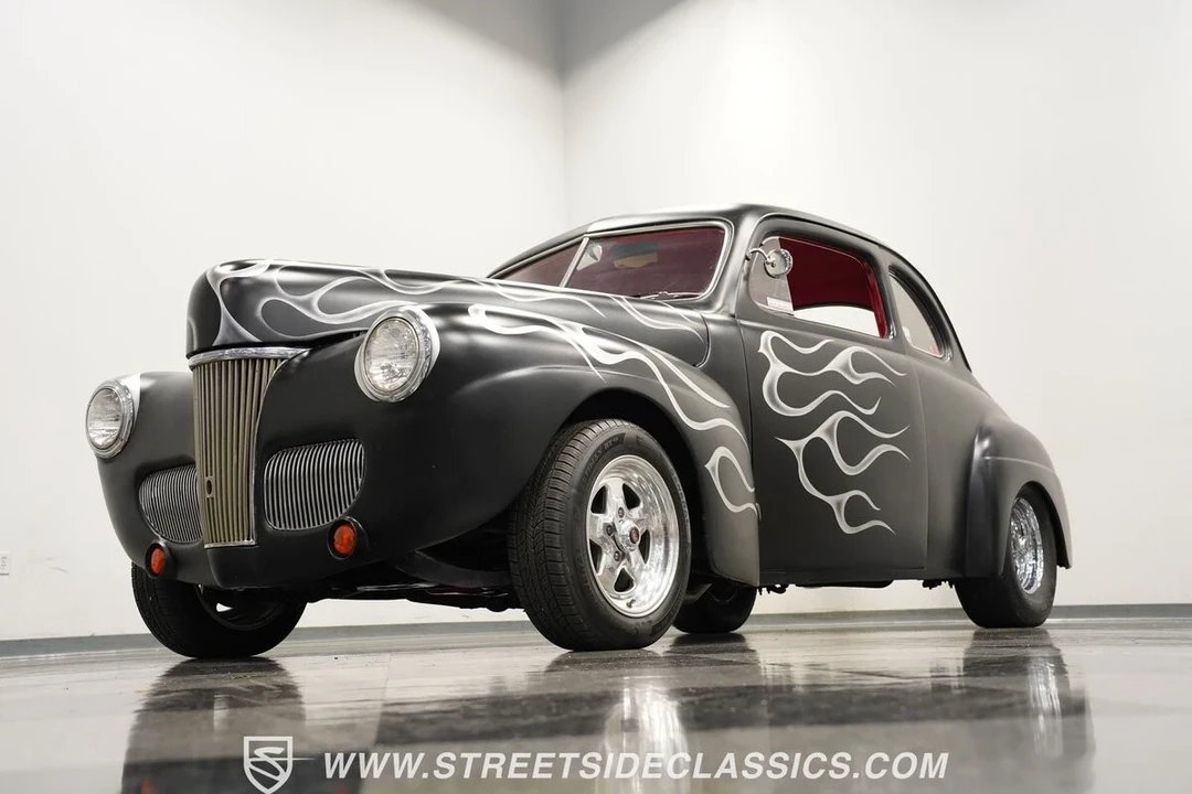 1941 Ford Standard & Deluxe & Super Deluxe - Image 20 of 21