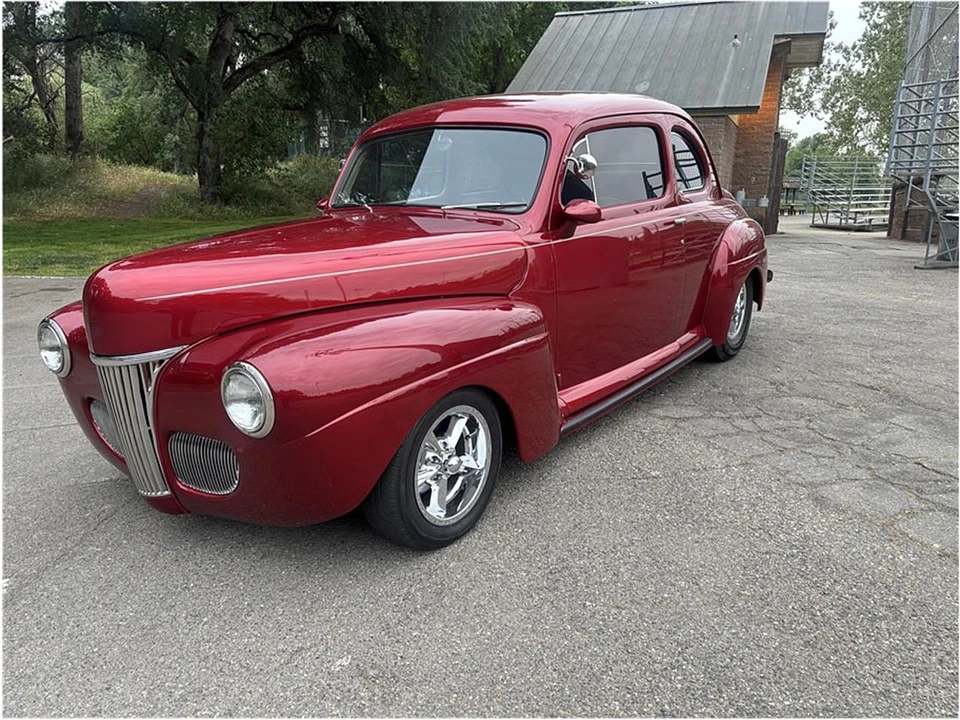 1941 Ford Standard & Deluxe & Super Deluxe - Image 3 of 16