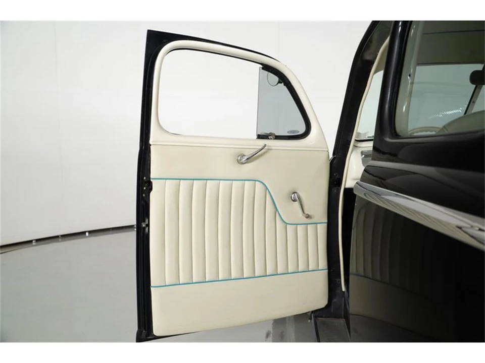 1941 Ford Standard & Deluxe & Super Deluxe - Image 12 of 31
