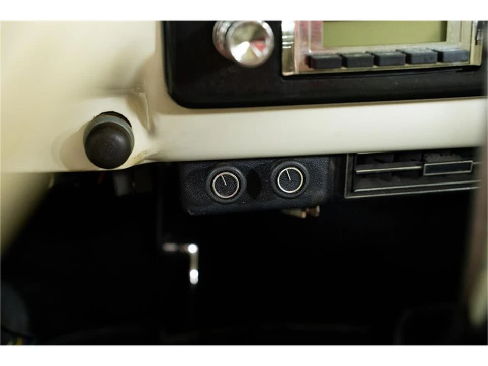 1941 Ford Standard & Deluxe & Super Deluxe - Image 26 of 31