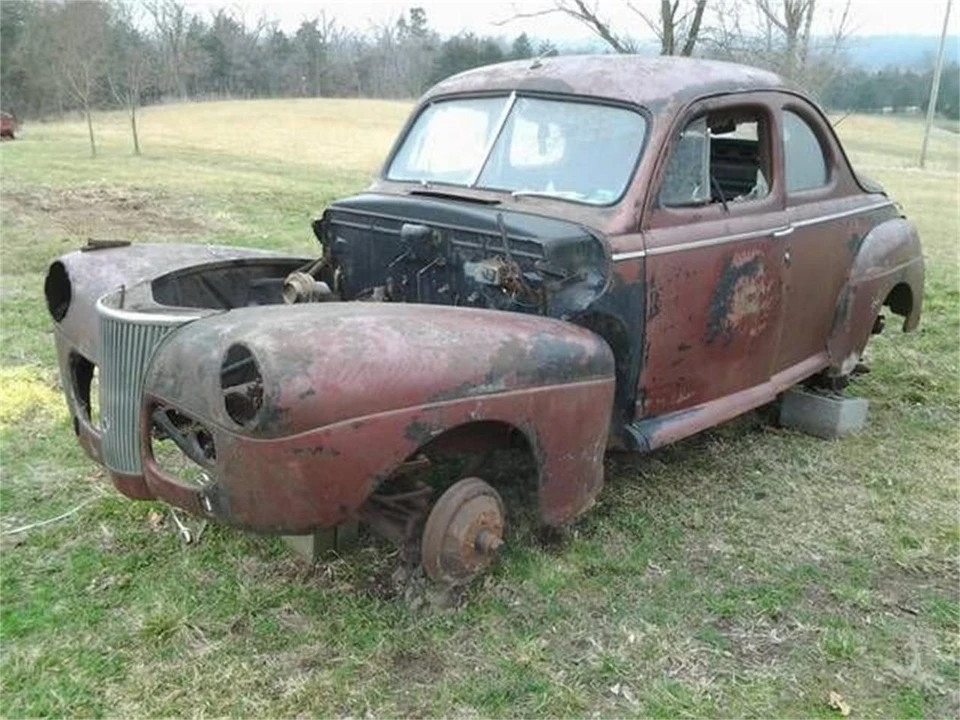 1941 Ford Standard & Deluxe & Super Deluxe - Image 2 of 3