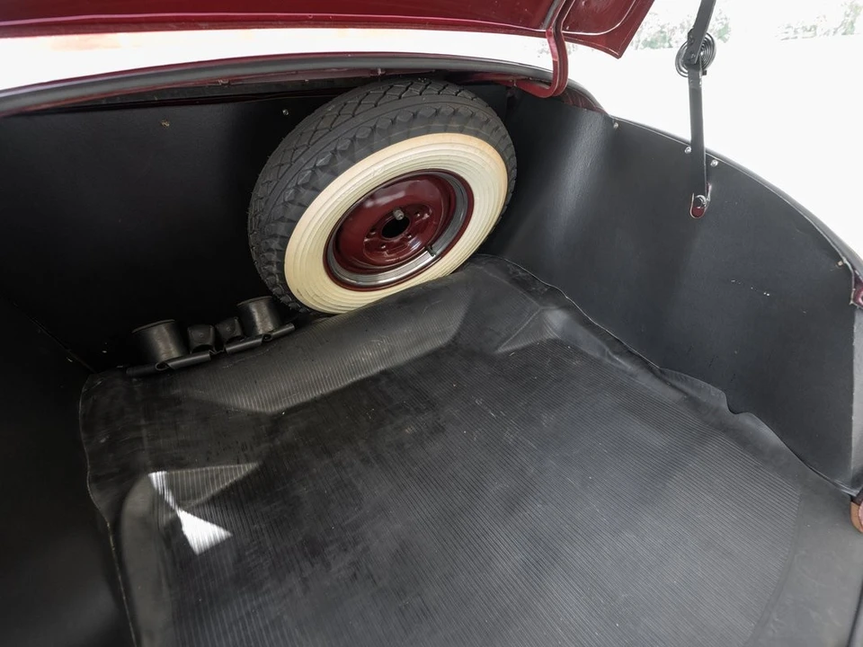 1941 Ford Standard & Deluxe & Super Deluxe - Image 26 of 31