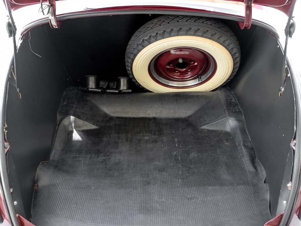 1941 Ford Standard & Deluxe & Super Deluxe - Image 24 of 31
