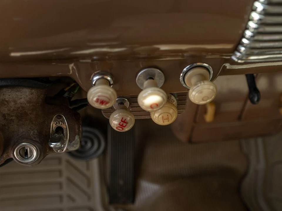 1941 Ford Standard & Deluxe & Super Deluxe - Image 21 of 31
