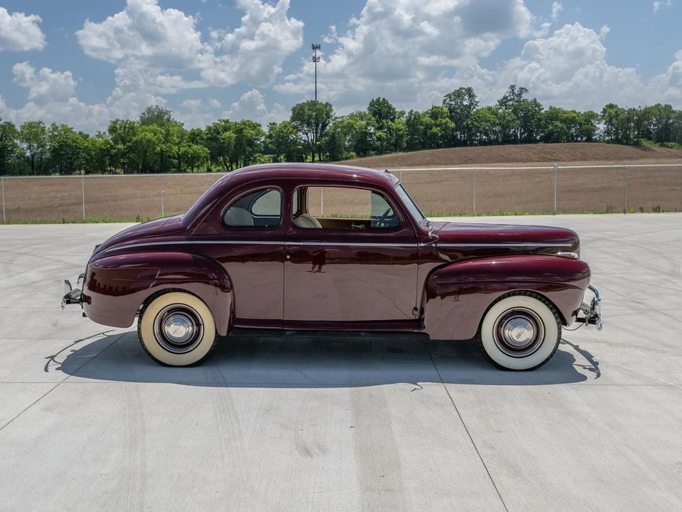 1941 Ford Standard & Deluxe & Super Deluxe - Image 6 of 31