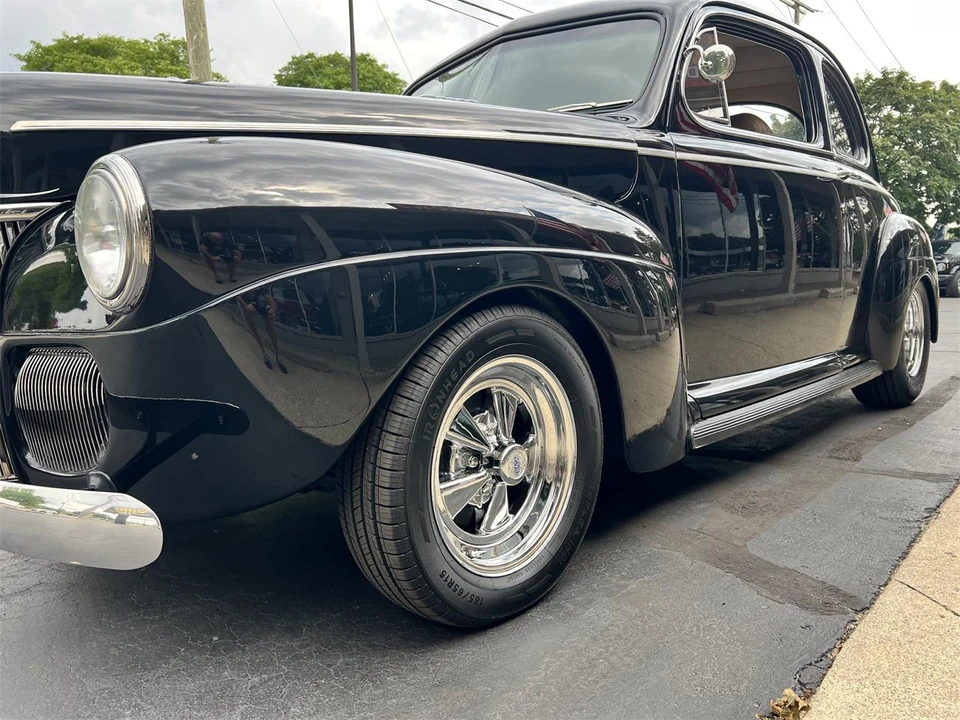 1941 Ford Standard & Deluxe & Super Deluxe - Image 5 of 31