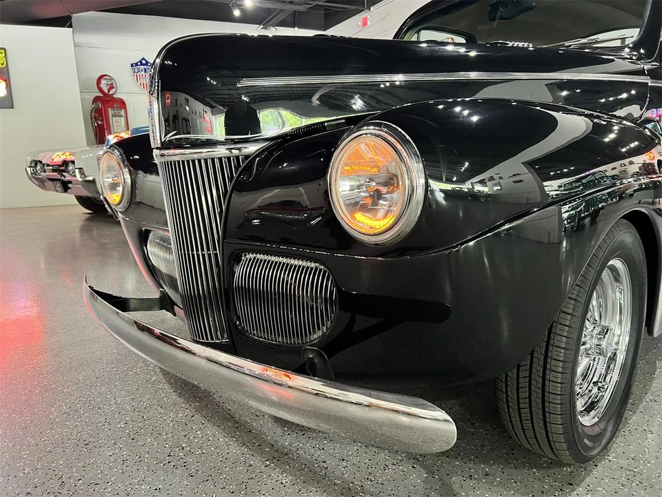 1941 Ford Standard & Deluxe & Super Deluxe - Image 25 of 31