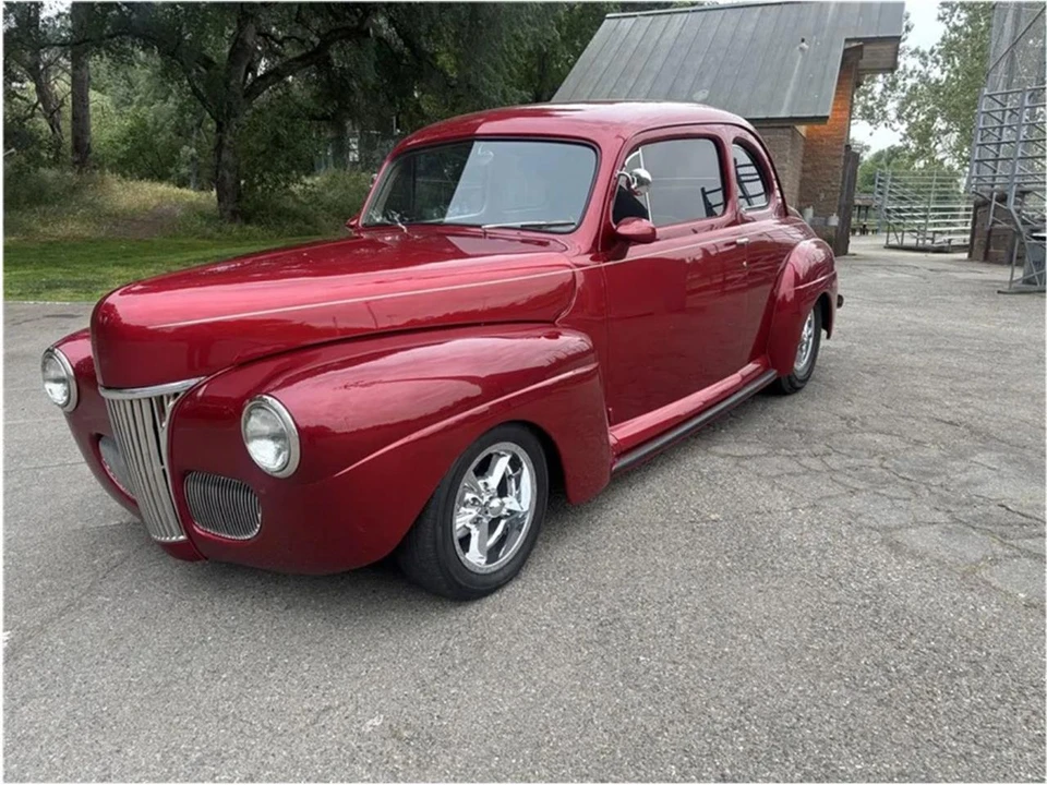 1941 Ford Standard & Deluxe & Super Deluxe - Image 3 of 13