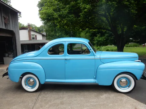 1941 Ford Deluxe Base