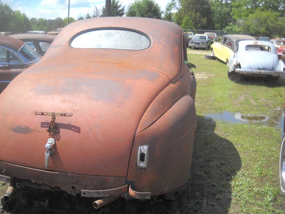 1941 Ford Standard & Deluxe & Super Deluxe - Image 4 of 14