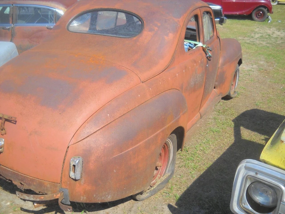 1941 Ford Standard & Deluxe & Super Deluxe - Image 3 of 14