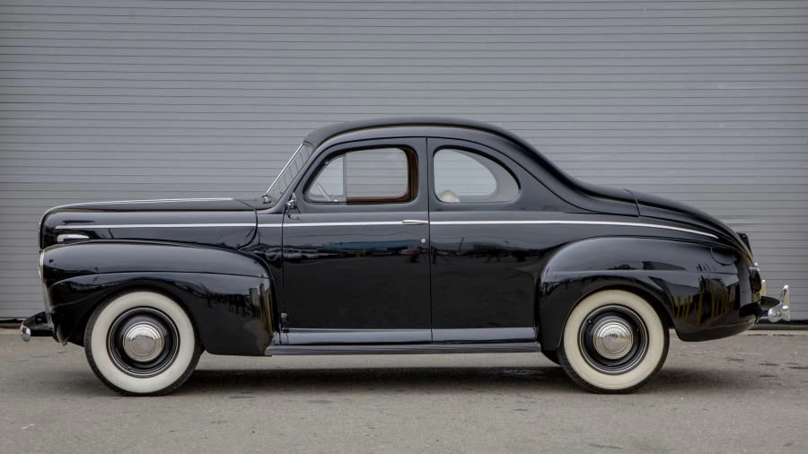 1941 Ford Standard & Deluxe & Super Deluxe - Image 2 of 12