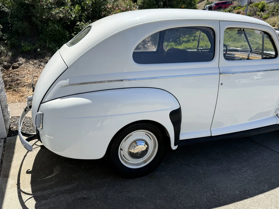 1941 Ford Standard & Deluxe & Super Deluxe - Image 9 of 31