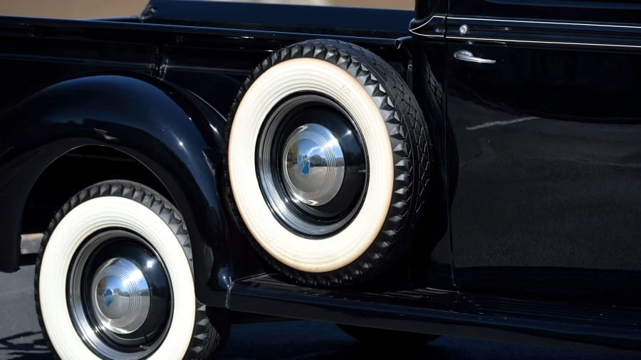 1941 Ford Pickup (1940-1947) - Image 19 of 20